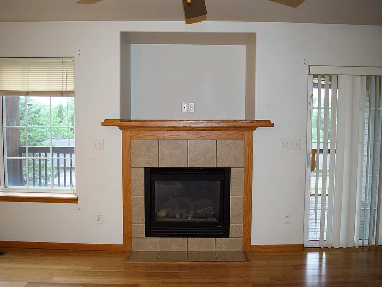 4421 E Court St — Photo 1