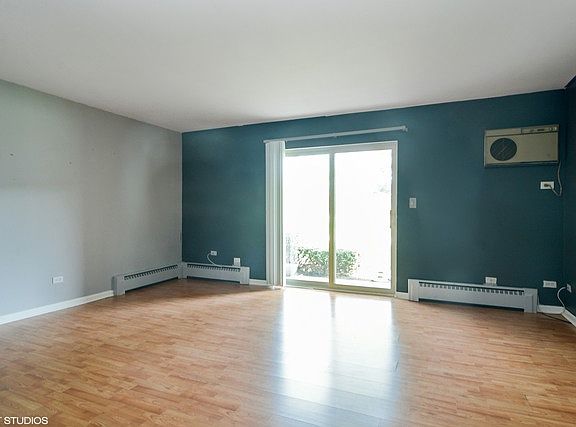 2nd image of 2422 N Kennicott Dr APT 1B