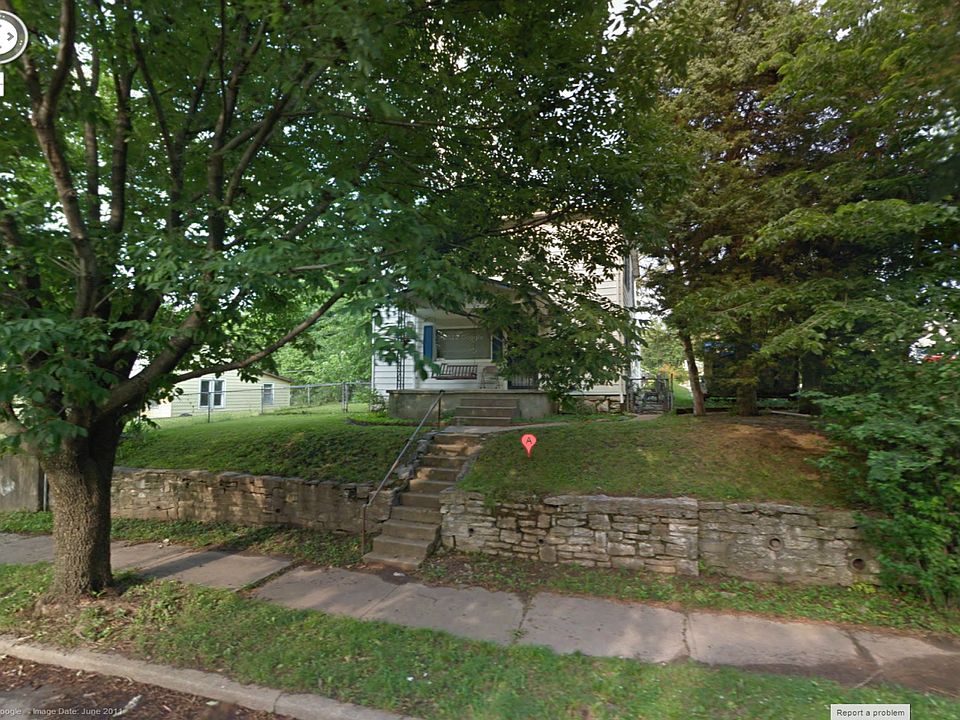 1st image of 823 White Ave