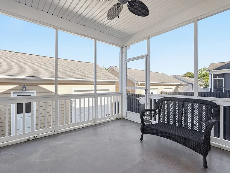 313 Lake View Dr — Photo 33