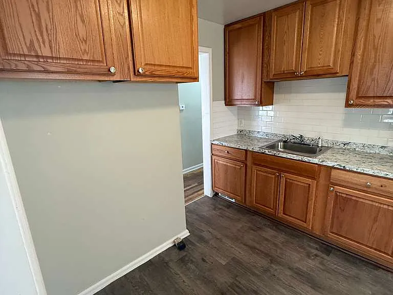 5984 Bluehill St — Photo 12