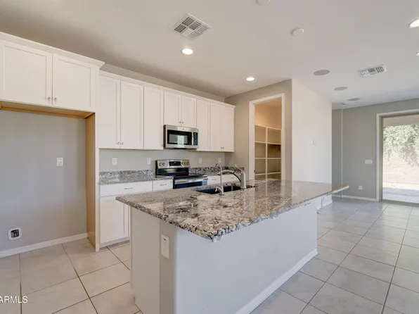 8944 N 180Th Drive, Waddell, AZ 85355
