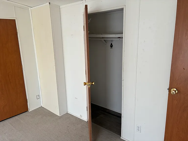 4825 Old Stone Rd #4825 — Photo 5