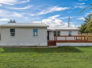 307 S Elm St, Leonard, TX 75452