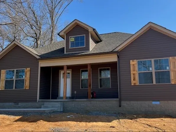 718 Cedar Hill Rd, Scottsville, KY 42164