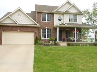1652 11th Pl, Hobart, IN 46342