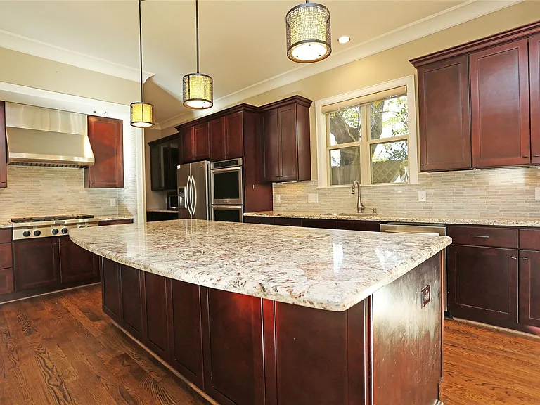 1611 Wakefield Dr — Photo 6