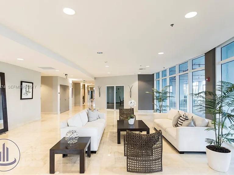 6515 Collins Ave — Photo 7