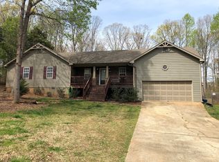 40 Mountain Ct, Covington, GA 30016