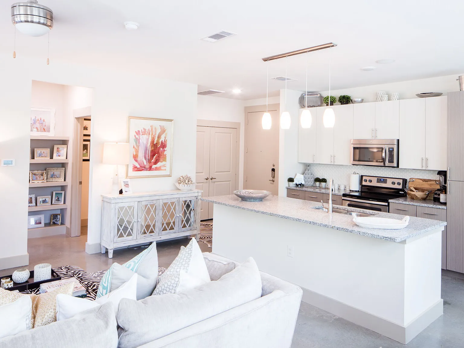 Magnolia at Inwood Village II — Photo 4