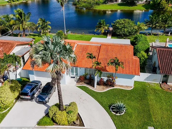 1231 SW 126th Pl, Miami, FL 33184