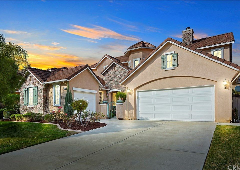 1st image of 29354 Oakmont Ct