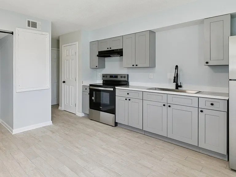 1116 Orange Blossom Ln #9 — Photo 1