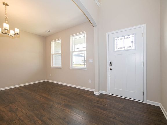 4th image of 5721 Tart Blvd