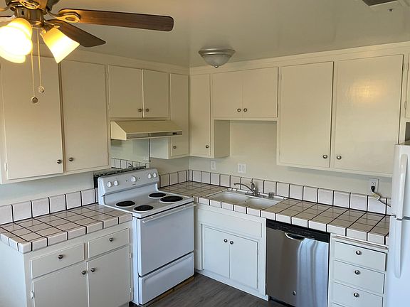 2nd image of 638 E Olive Ave #4