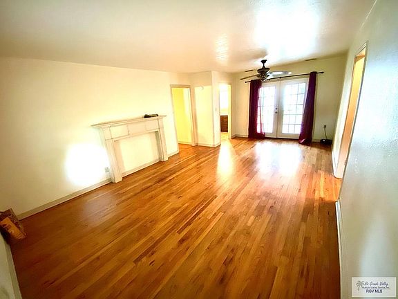 4th image of 1434 Russell Dr