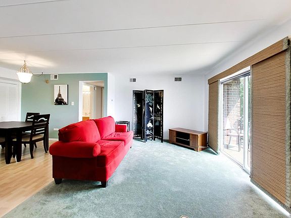 5th image of 11012 S Kilpatrick Ave Unit 2NE