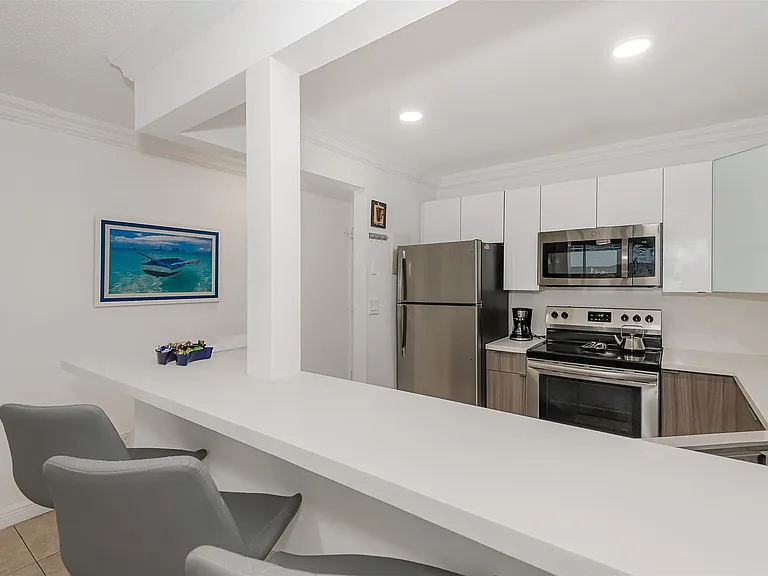 3140 S Ocean Dr #509 — Photo 4
