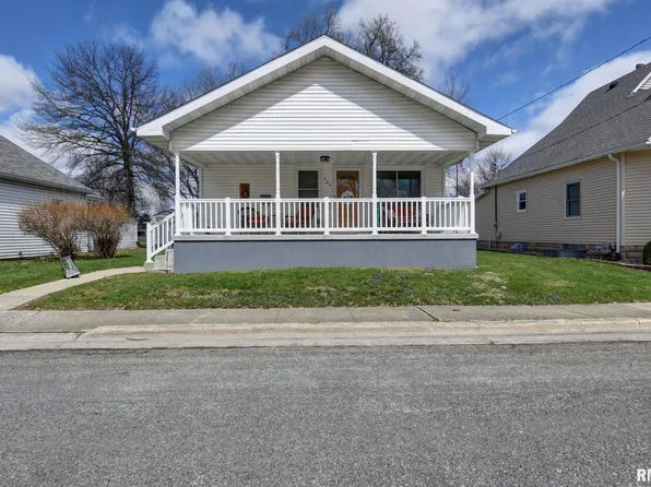 507 E Esther St, Taylorville, IL 62568