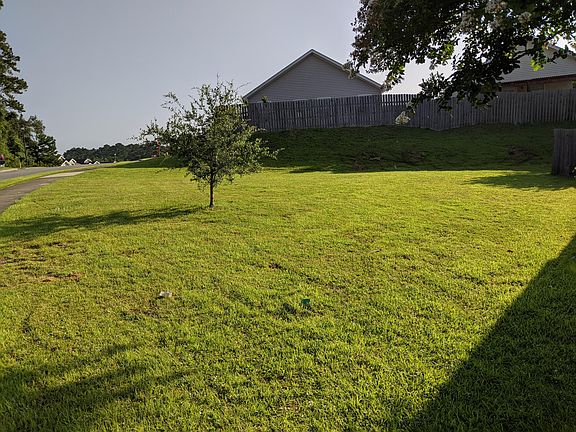 2nd image of 3353 Woodbriar Ln