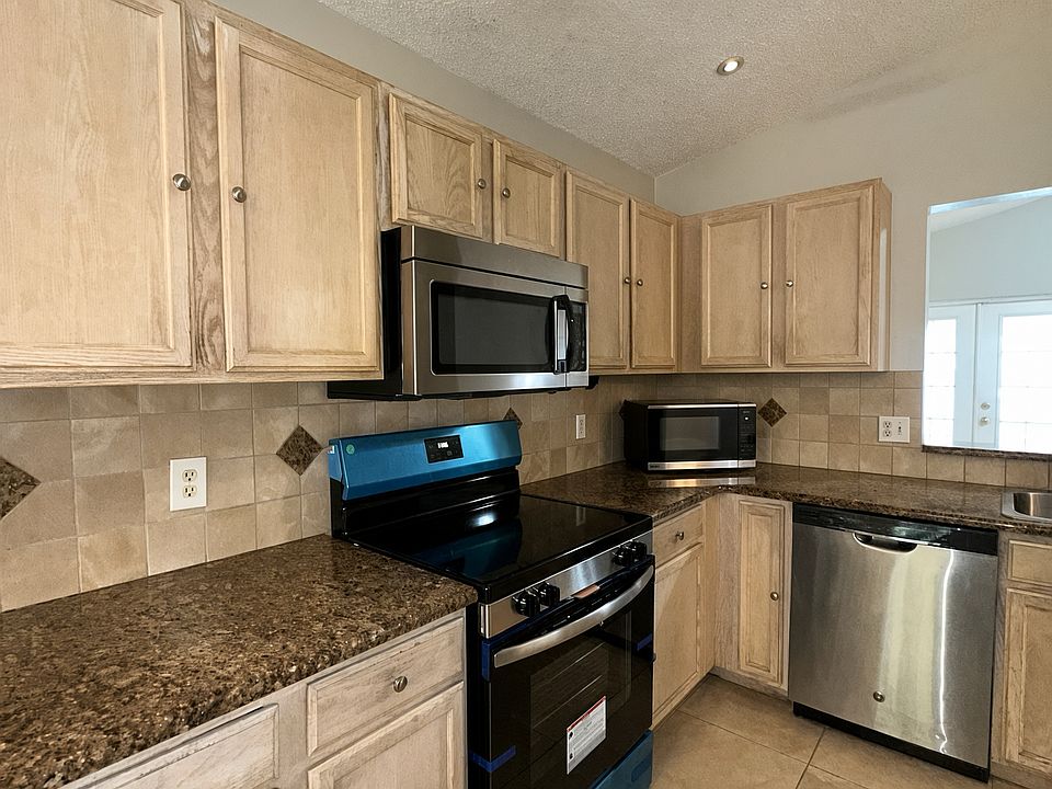 1st image of 2425 Sapier Ct #2429