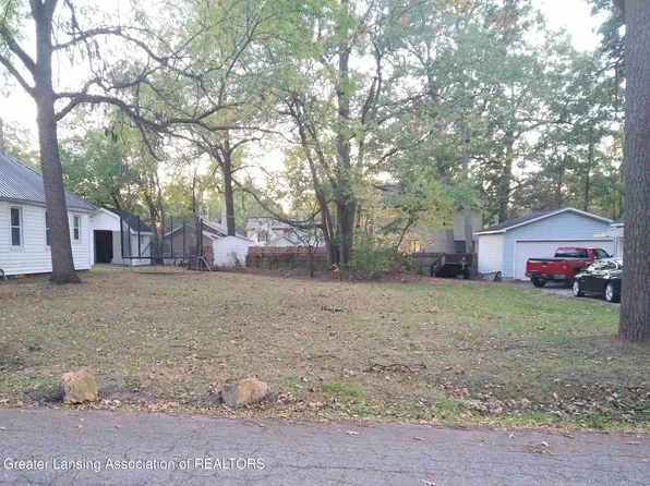 0 Martinus St, Haslett, MI 48840