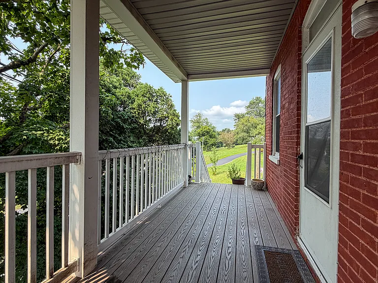 504 Fivepointville Rd #2 — Photo 25