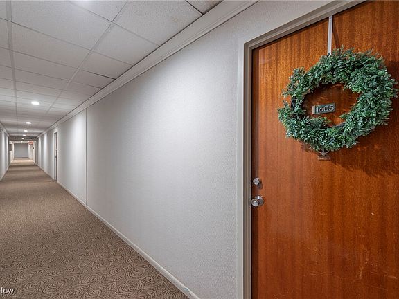 4th image of 12520 Edgewater Dr APT 1605