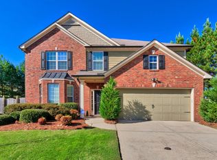 5571 Savannah River Rd, College Park, GA 30349