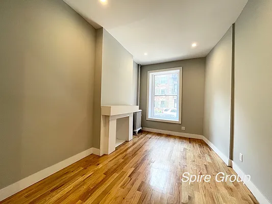 Rented by Spire Group | media 7