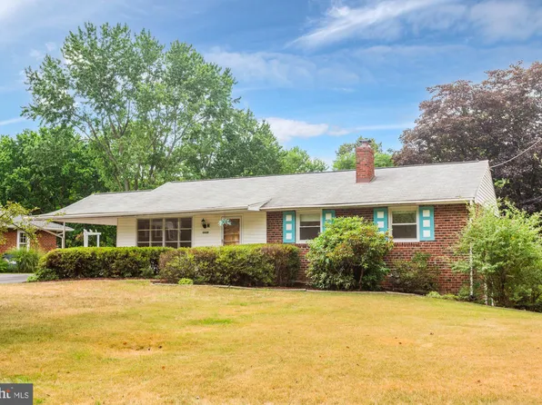 12328 Palermo Dr, Silver Spring, MD 20904
