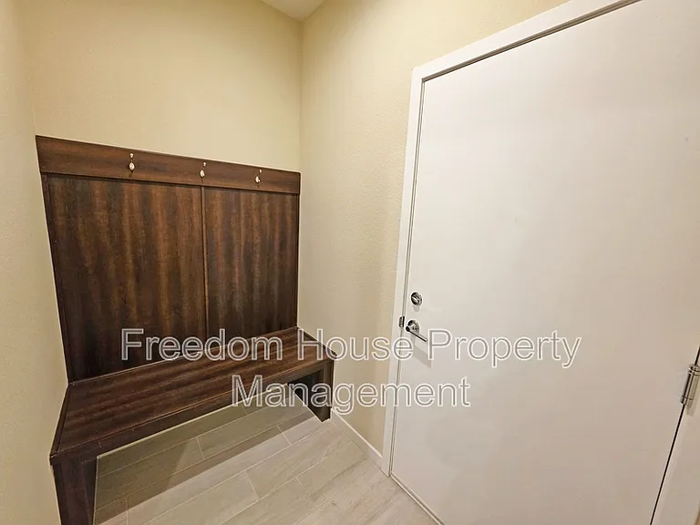 4882 E Beacon Ridge Dr — Photo 33