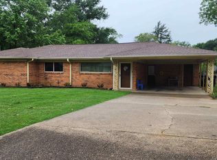 1413 Centenary Dr, Longview, TX 75601