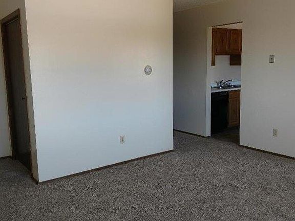 4th image of 130 Bonnie St APT B
