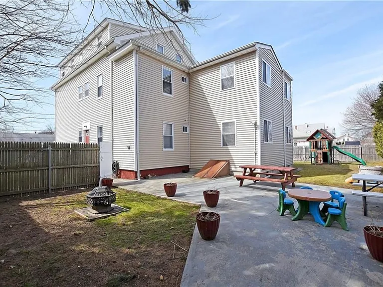 50 Reynolds St #2 — Photo 4