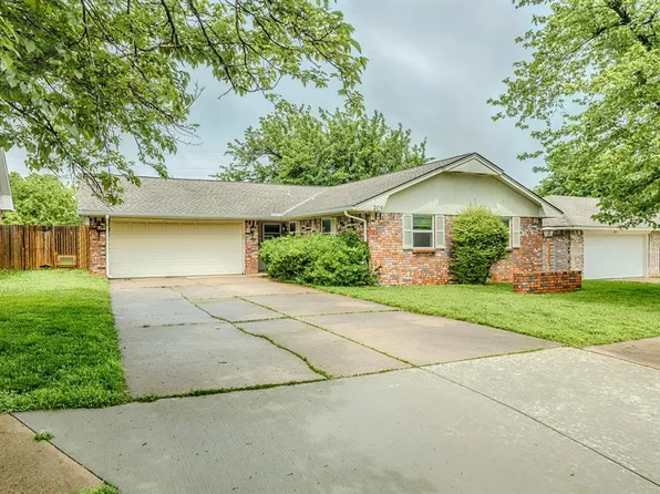 209 E 31st St, Edmond, OK 73013