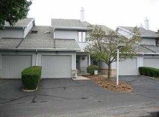 7008 Westwind Dr #7008, Sylvania, OH 43560