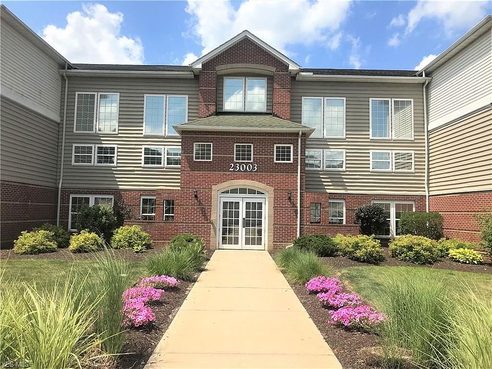 1st image of 23003 Chandlers Ln APT 347