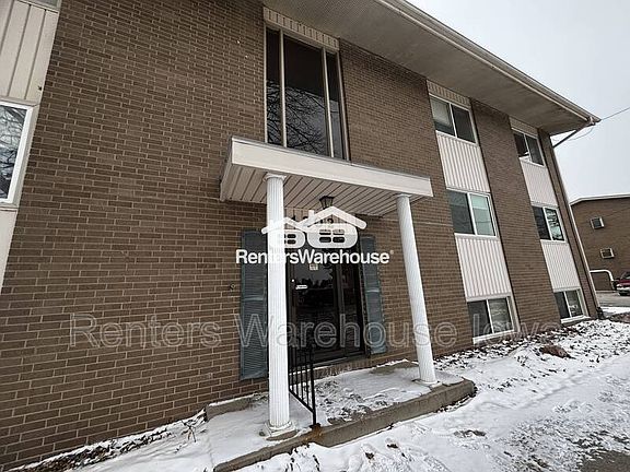 3rd image of 6202 62nd St Unit 4