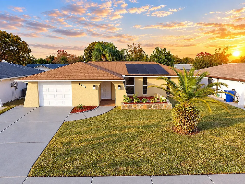 7225 Isle Dr