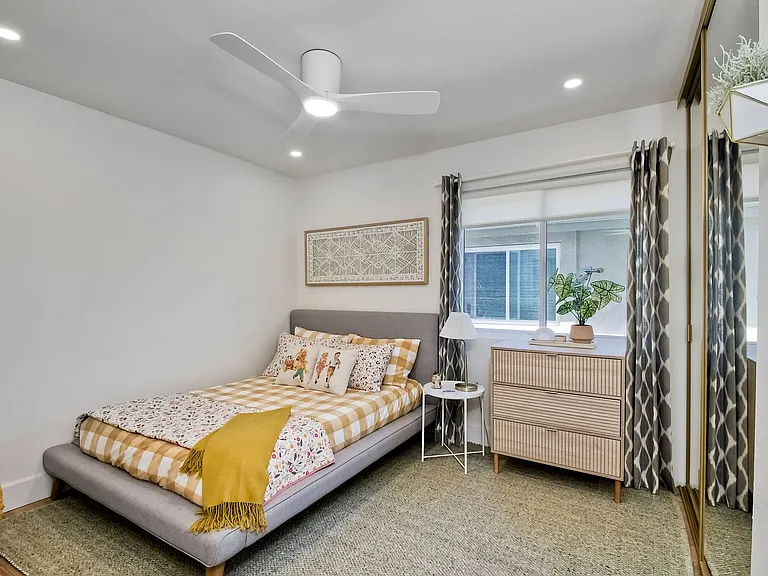 822 Caminito Rosa — Photo 15