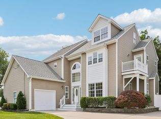 96 Mays Landing Rd, Somers Point, NJ 08244