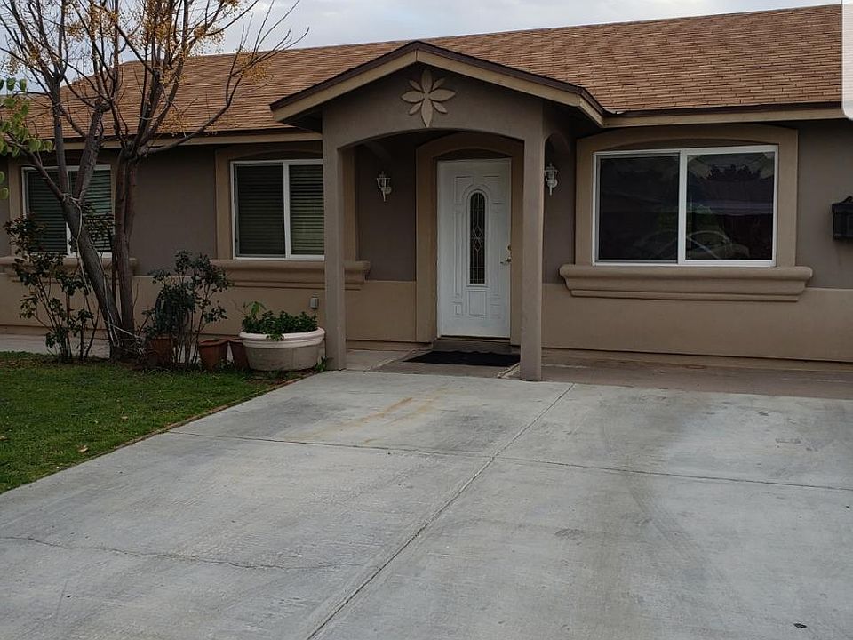 1st image of 1023 E Las Palmaritas Dr