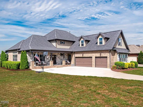 114 Pheasant Walk Dr, Maryville, TN 37804
