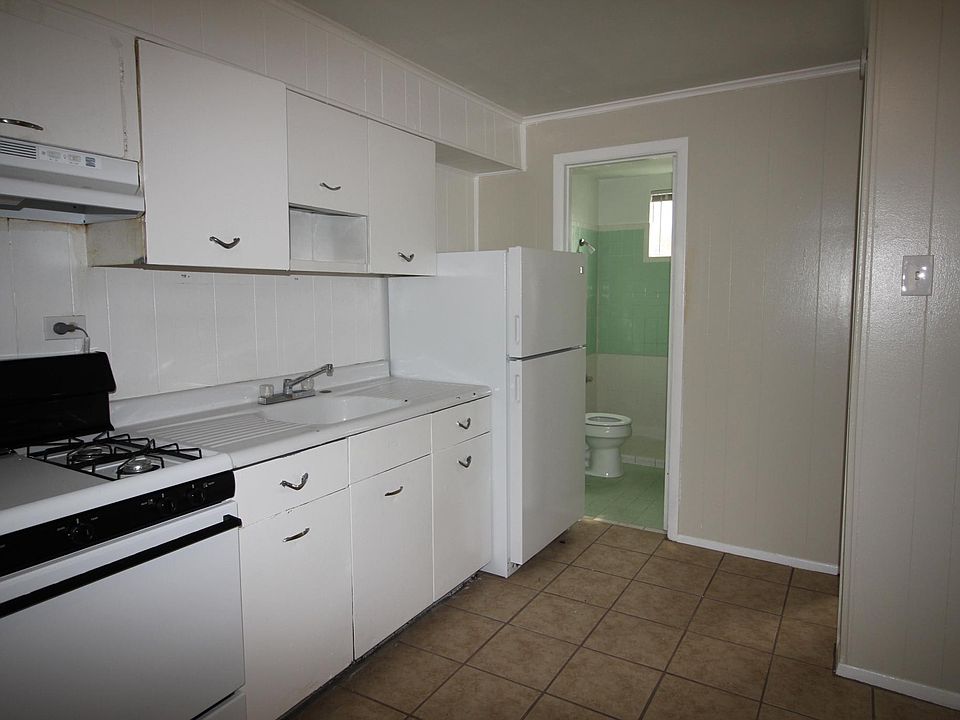 2nd image of 6654 Winkle Ct APT 6