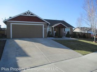 1005 SW Rimrock Way, Redmond, OR 97756