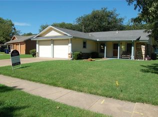 416 Smith Ave, Everman, TX 76140