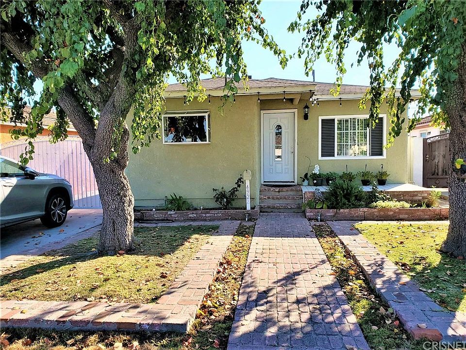 1st image of 4922 W 137th St