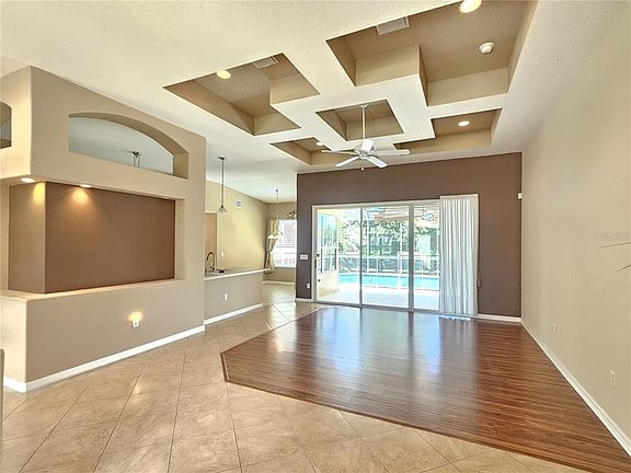 4th image of 79 BROWNSTONE LANE