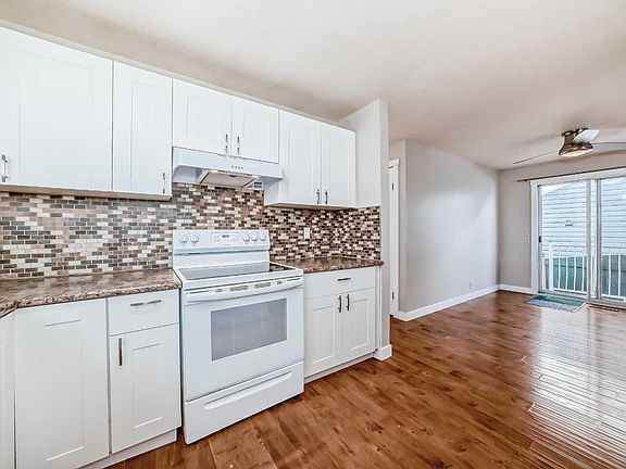 4th image of 72 Whitehaven Rd NE